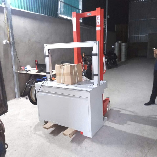 Xe nâng tay cao 2 tấn CTY-A2.0